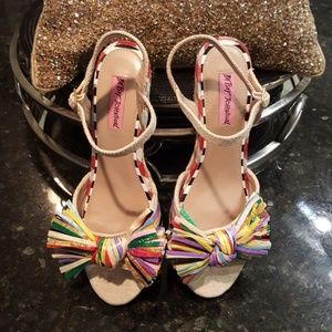 Betsey Johnson sandle